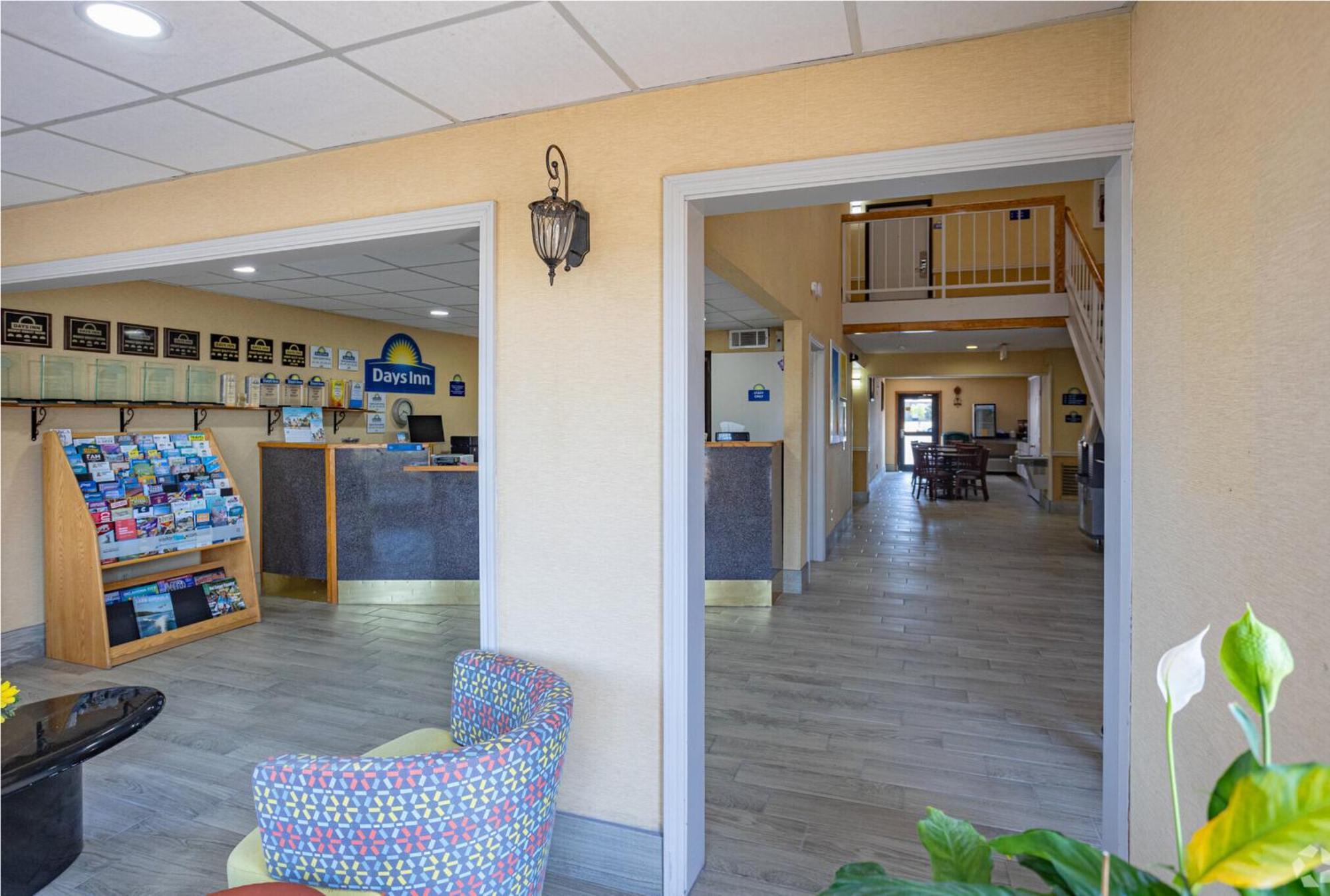 Days Inn By Wyndham Pauls Valley Exteriör bild